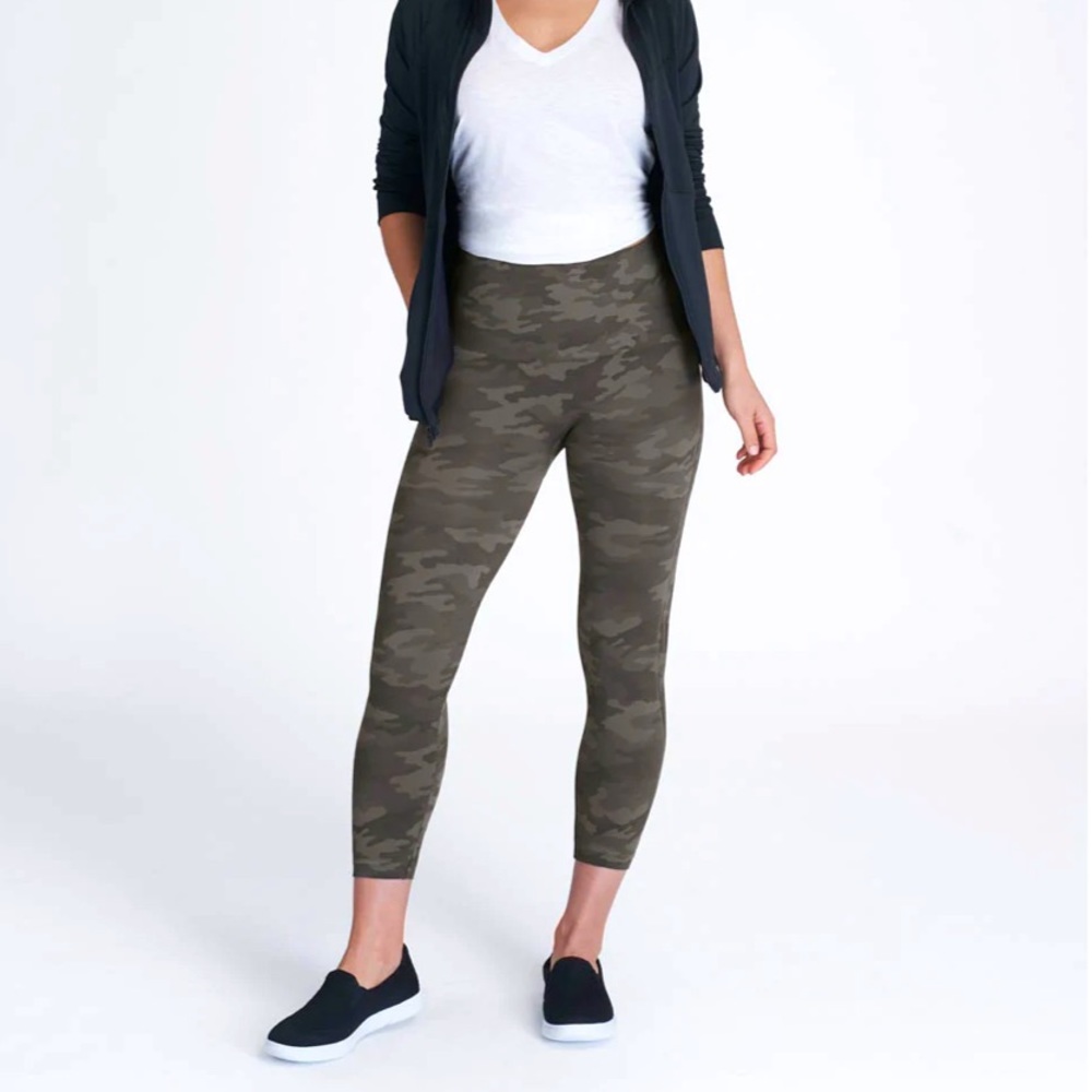 🗣️ 2/$35🗣️ Spanx | Camo Seamless Leggings | M